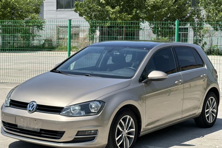 Ojetý Volkswagen Golf 2016 230TSI Automatic Luxury Version Guazi used car, China used car export, Used car for sale, Used  cars, Cheapest cars for sale