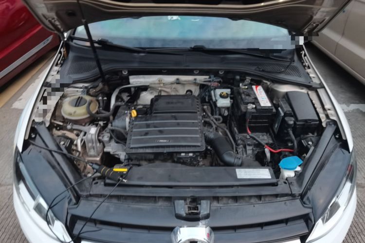 Used Volkswagen Golf 2016 1.6L Automatic Comfort Model Engine Bay