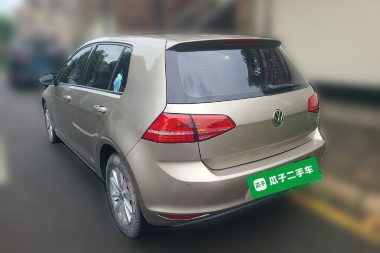 Used Volkswagen Golf 2016 1.6L Automatic Fashion Model Rear Left 45 Deg