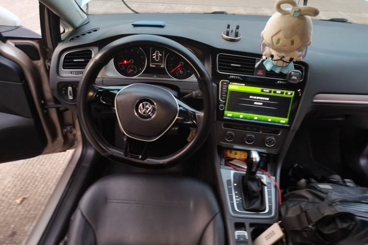 Used Volkswagen Golf 2016 1.6L Automatic Comfort Model Steering Wheel