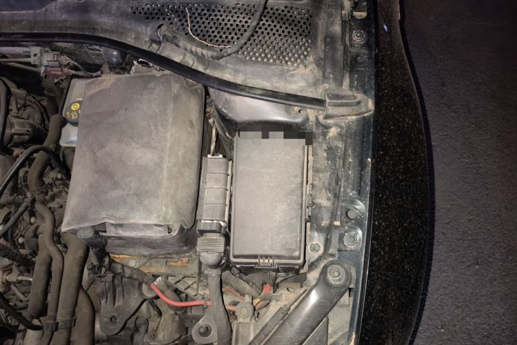 Used Volkswagen Golf 2016 1.4TSI Automatic R-Line Engine Bay Left