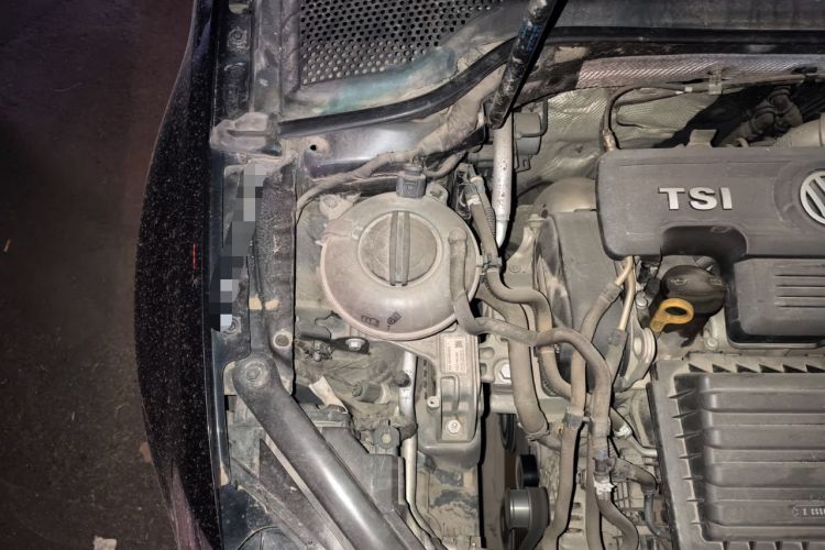Used Volkswagen Golf 2016 1.4TSI Automatic R-Line Engine Bay Right
