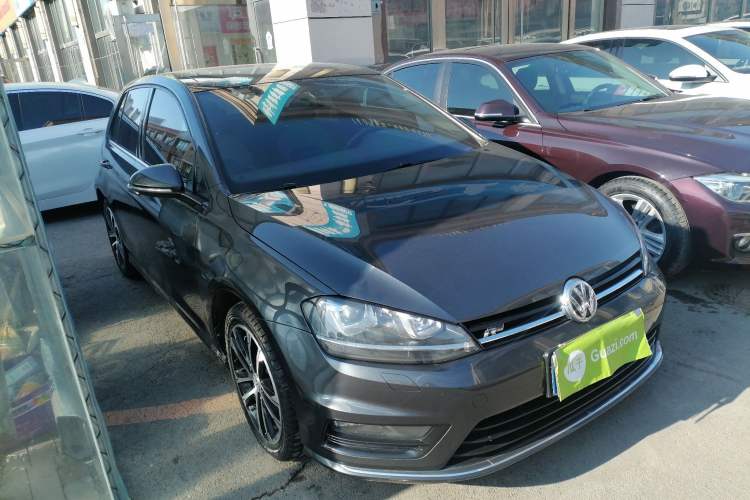 Used Volkswagen Golf 2016 1.4TSI Automatic R-Line Exterior 1