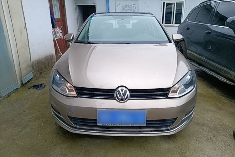 Used Volkswagen Golf 2016 1.6L Automatic Comfort Model Front