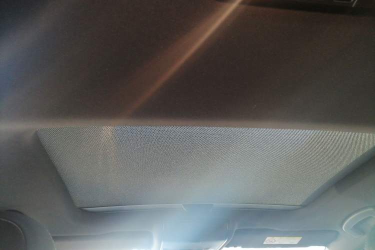 Used Volkswagen Golf 2016 1.4TSI Automatic R-Line Headliner