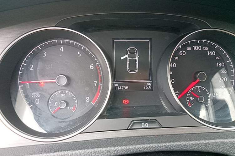Used Volkswagen Golf 2016 1.6L Automatic Comfort Model Instrument Cluster