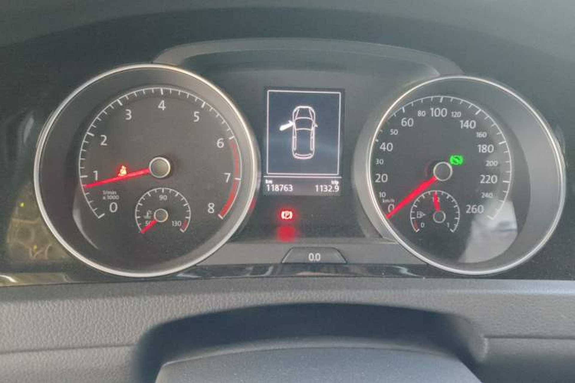 Used Volkswagen Golf 2016 1.4TSI Automatic R-Line Odometer Close Up