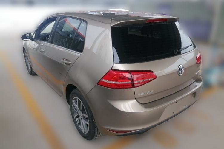 Used Volkswagen Golf 2016 230TSI Automatic Luxury Version Rear Left 45 Deg