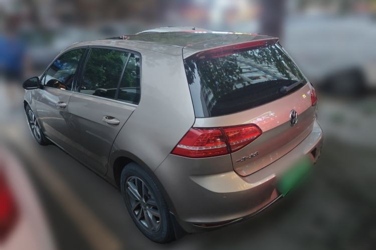 Used Volkswagen Golf 2016 230TSI Automatic Luxury Version Rear Left 45 Deg