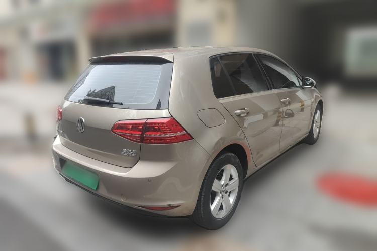 Used Volkswagen Golf 2016 230TSI Automatic Comfort Version Rear Right 45 Deg