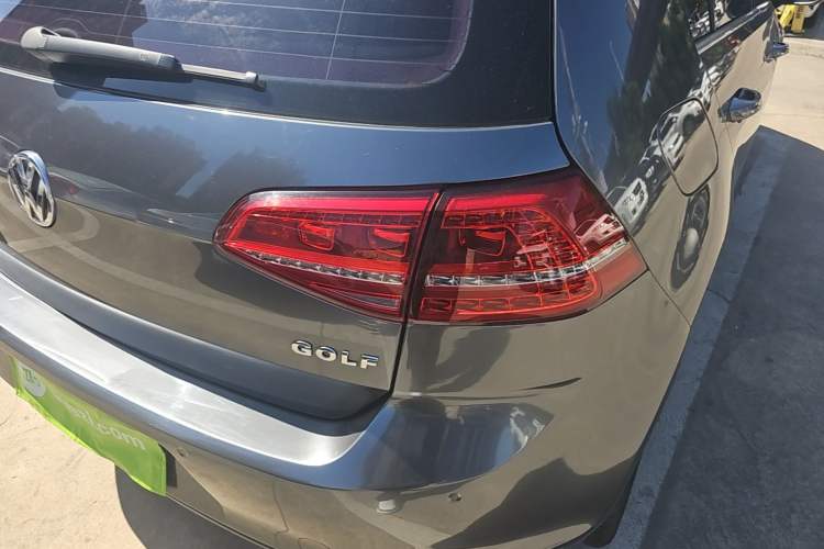 Used Volkswagen Golf 2016 230TSI Automatic Luxury Version Right Rear Taillight
