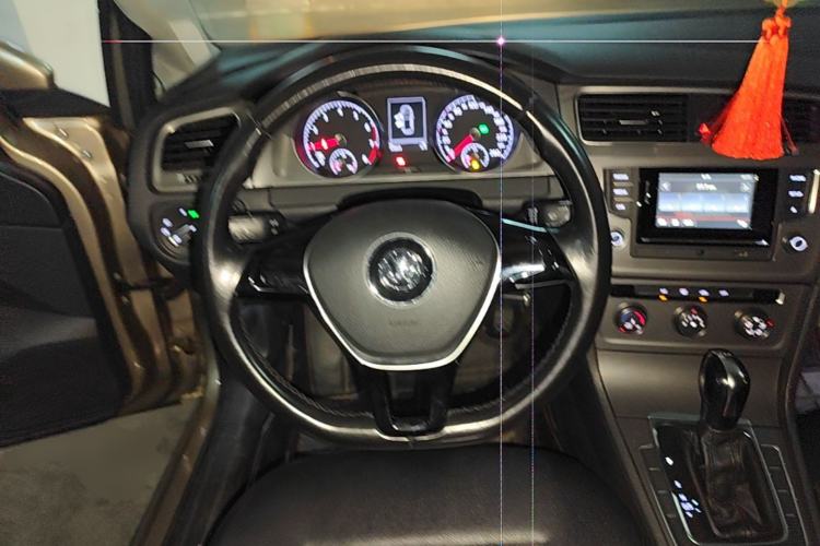 Used Volkswagen Golf 2016 230TSI Automatic Comfort Version Steering Wheel