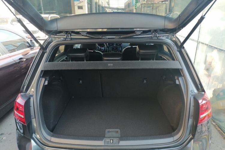 Used Volkswagen Golf 2016 1.4TSI Automatic R-Line Trunk