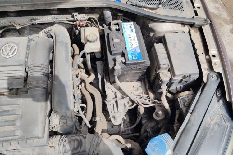 Used Volkswagen Golf 2016 230TSI Automatic Comfort Version Engine Bay Left
