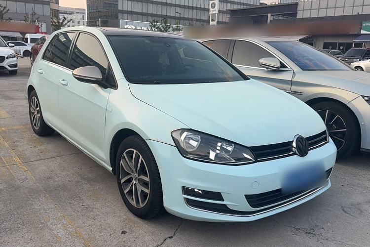 Used Volkswagen Golf 2016 230TSI Automatic Luxury Version Exterior 2
