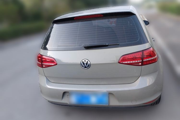Used Volkswagen Golf 2016 1.6L Automatic Fashion Model Exterior 4