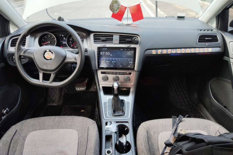 Used Volkswagen Golf 2016 1.6L Automatic Fashion Model Right Front Seat