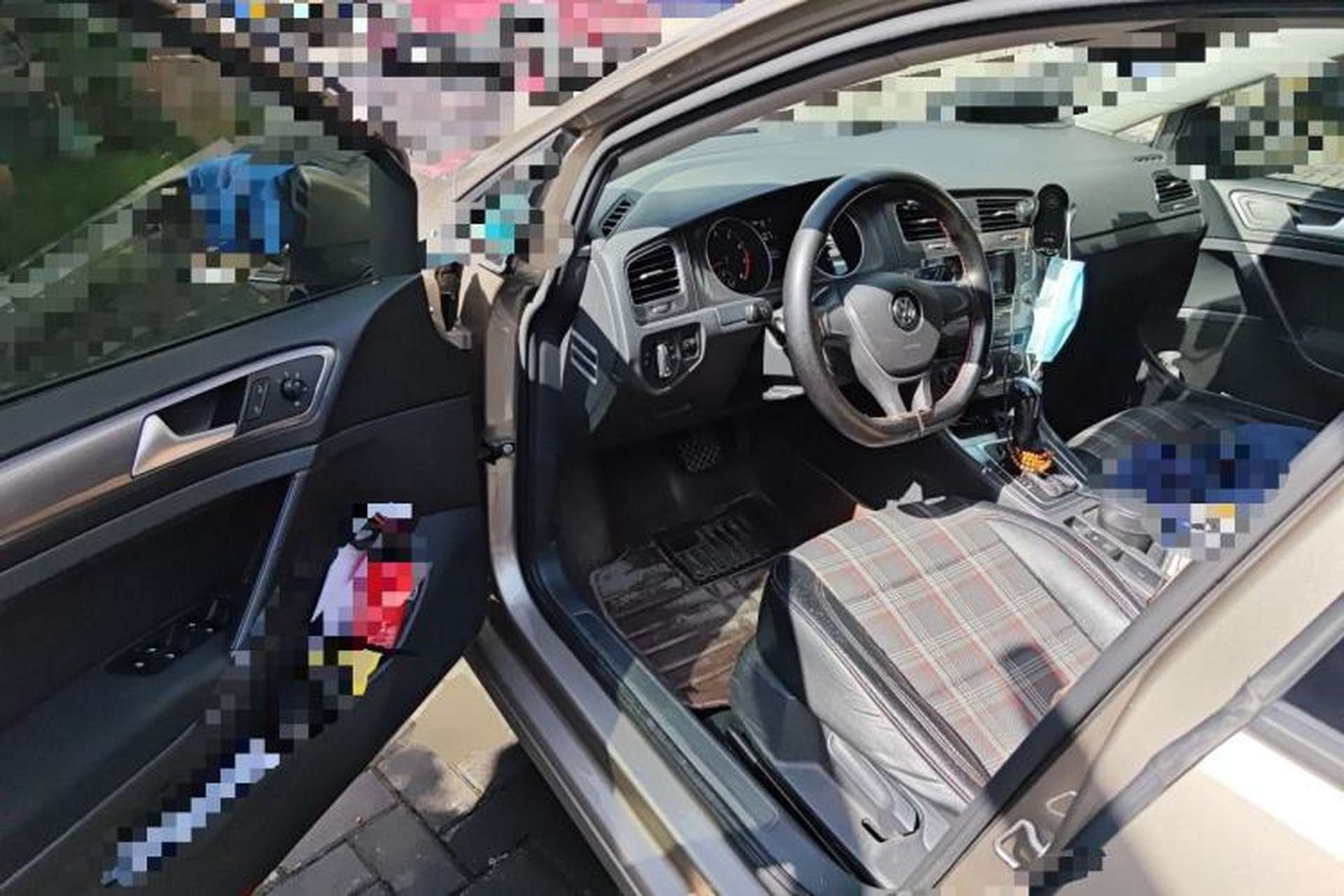Used Volkswagen Golf 2016 1.6L Automatic Fashion Model Driver Seat