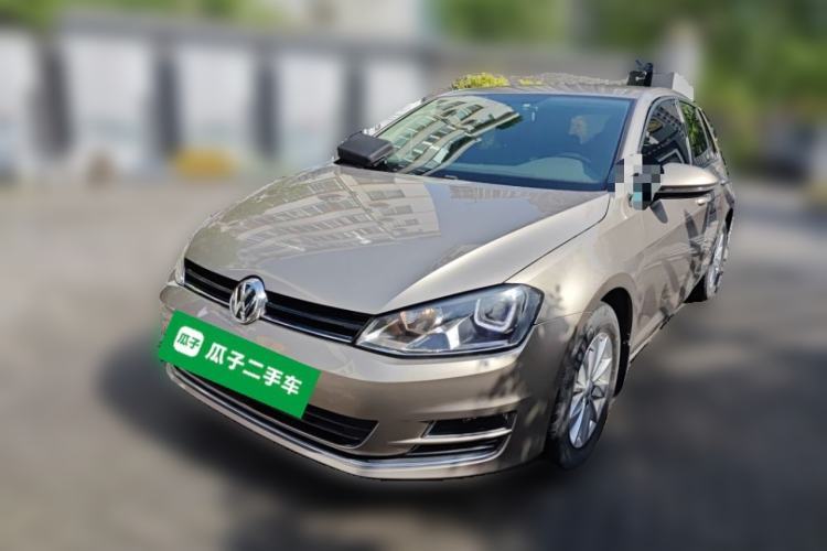 Used Volkswagen Golf 2016 1.6L Automatic Fashion Model Guazi used car, China used car export, Used car for sale, Used  cars, Cheapest cars for sale