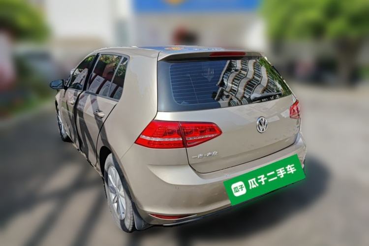 Used Volkswagen Golf 2016 1.6L Automatic Fashion Model Rear Left 45 Deg