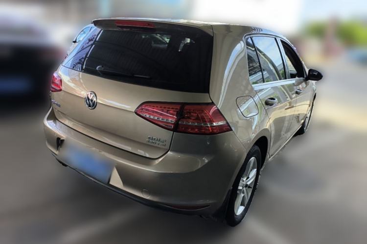 Used Volkswagen Golf 2016 230TSI Automatic Comfort Version Rear Right 45 Deg