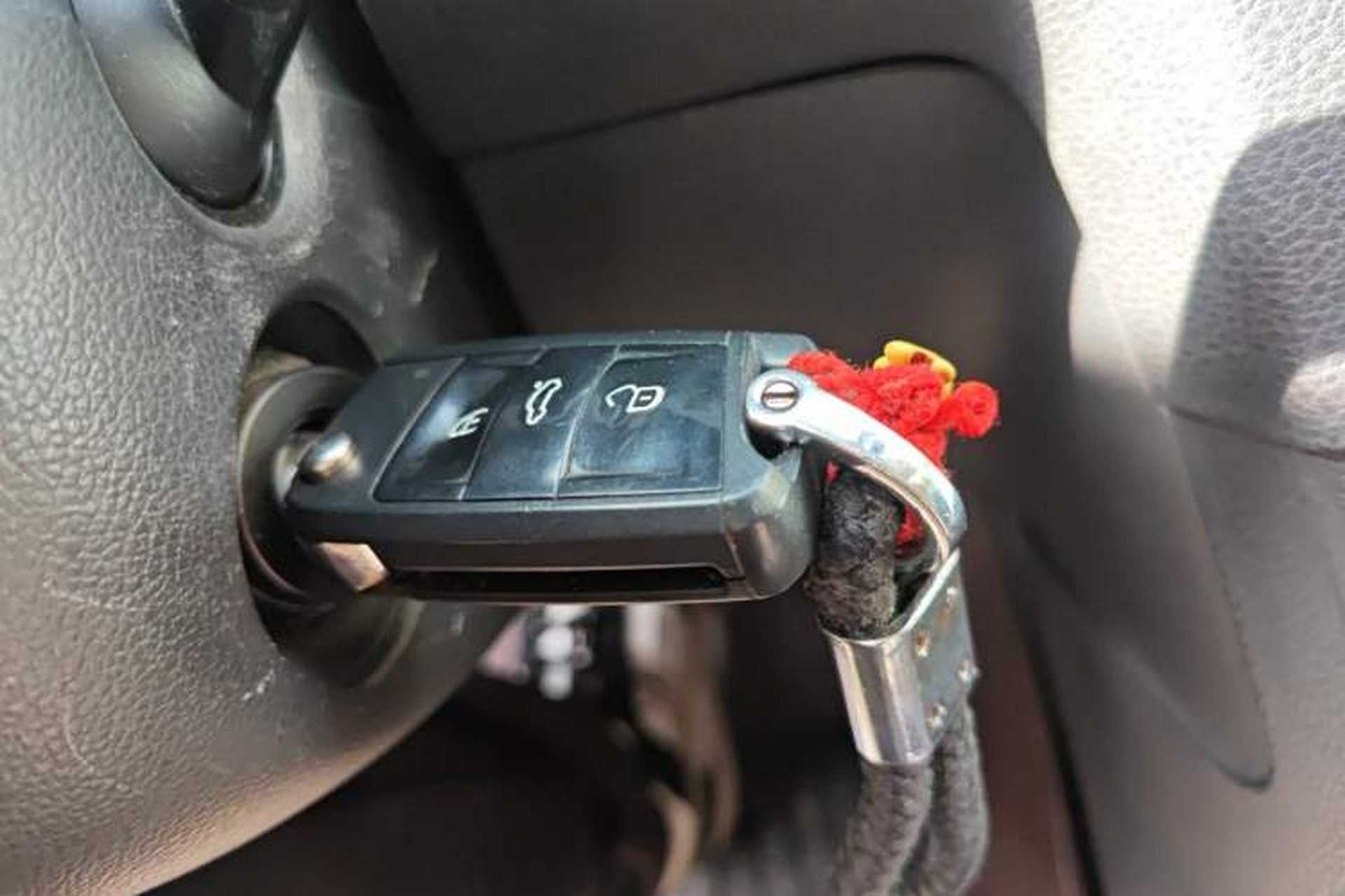 Used Volkswagen Golf 2016 1.6L Automatic Fashion Model Vehicle Key