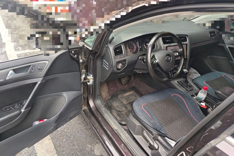 Used Volkswagen Golf 2016 230TSI Automatic Comfort Version Driver Seat