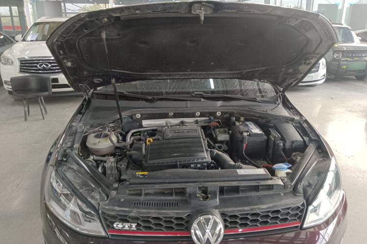 Used Volkswagen Golf 2016 1.6L Automatic Comfort Model Engine Bay