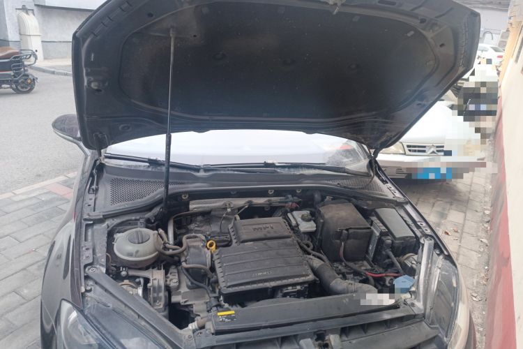 Used Volkswagen Golf 2016 1.6L Automatic Comfort Model Engine Bay