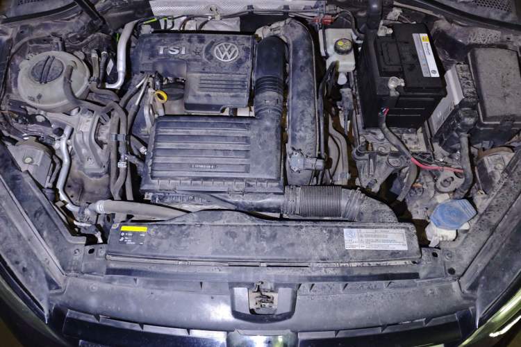 Used Volkswagen Golf 2016 230TSI Automatic Comfort Version Engine Bay