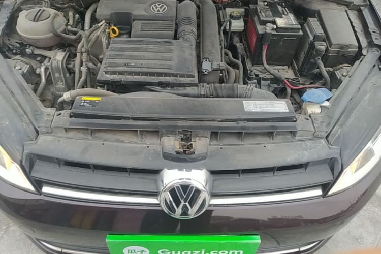 Used Volkswagen Golf 2016 230TSI Automatic Comfort Version Engine Bay