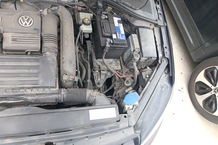 Used Volkswagen Golf 2016 230TSI Automatic Comfort Version Engine Bay Left