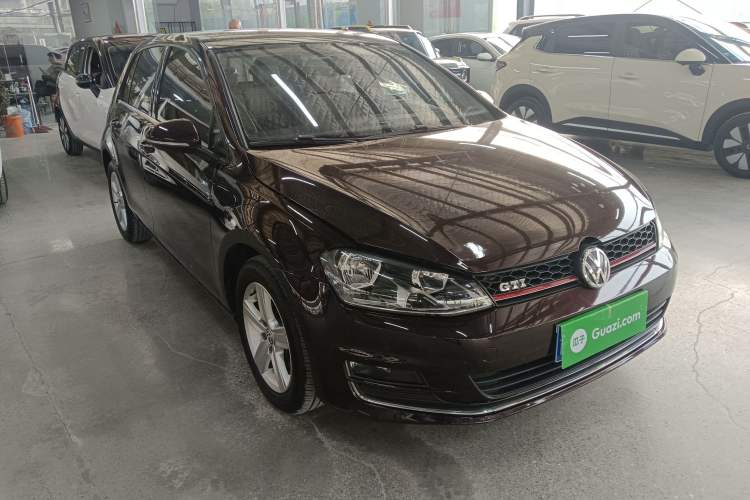 Used Volkswagen Golf 2016 1.6L Automatic Comfort Model Exterior 1