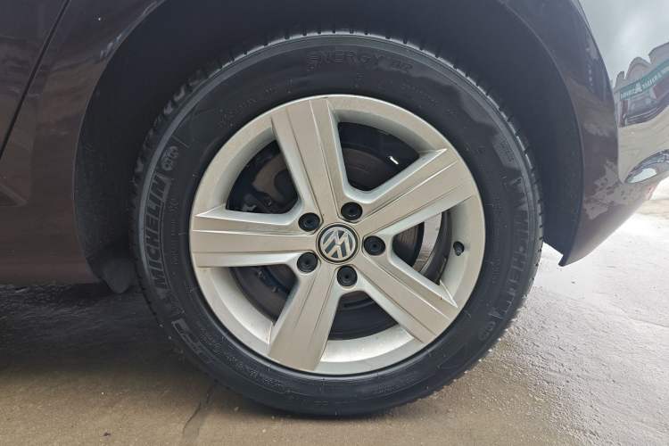 Used Volkswagen Golf 2016 1.6L Automatic Comfort Model Exterior 2