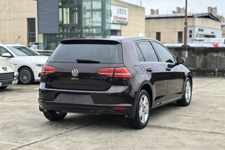 Used Volkswagen Golf 2016 1.6L Automatic Comfort Model Exterior 5