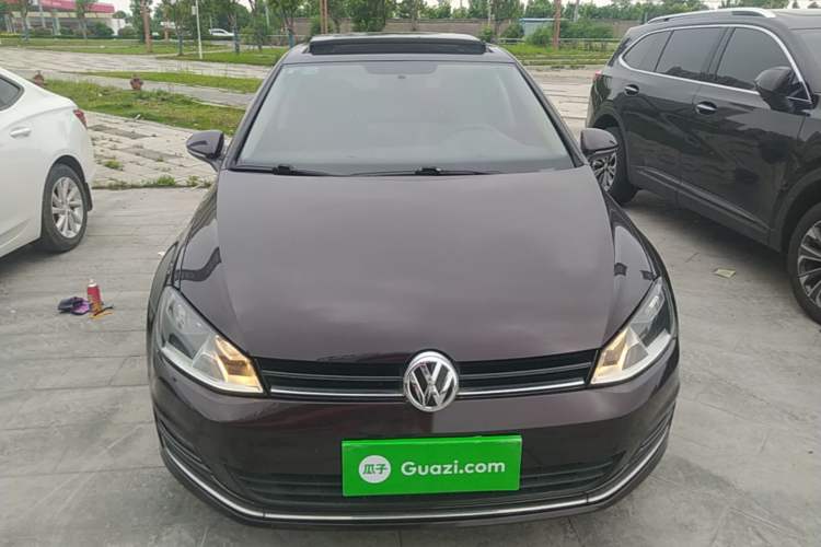 Used Volkswagen Golf 2016 230TSI Automatic Comfort Version Front