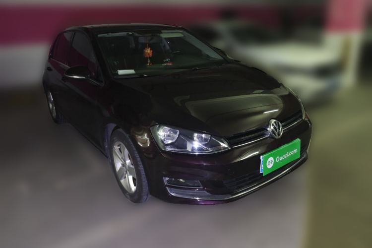 Used Volkswagen Golf 2016 230TSI Automatic Comfort Version Front Right 45 Deg