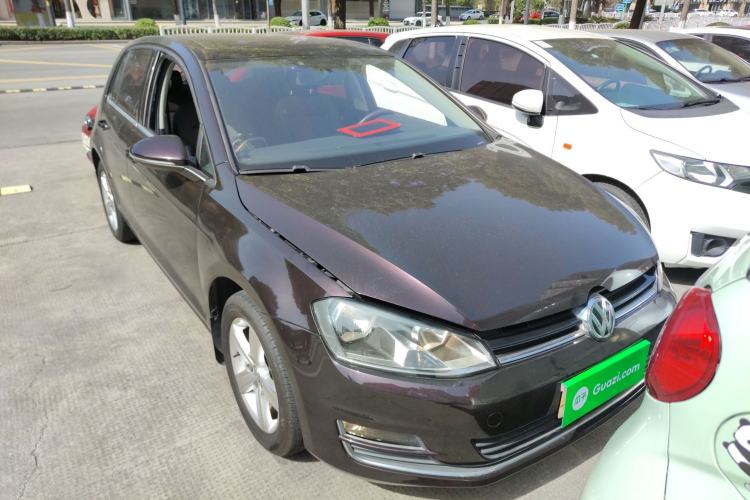 Used Volkswagen Golf 2016 1.6L Automatic Comfort Model Front Right 45 Deg