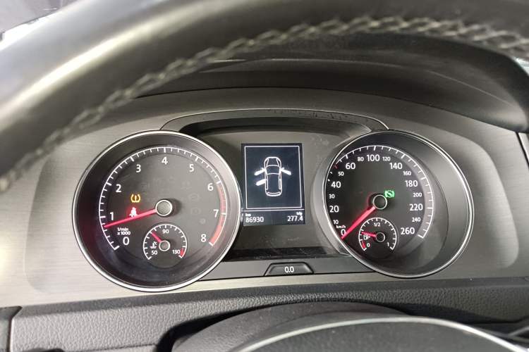 Used Volkswagen Golf 2016 1.6L Automatic Comfort Model Instrument Cluster