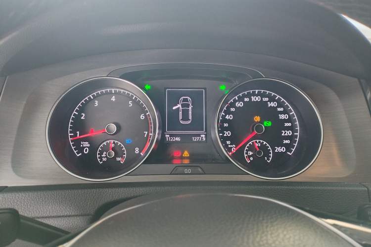 Used Volkswagen Golf 2016 1.6L Automatic Comfort Model Instrument Cluster