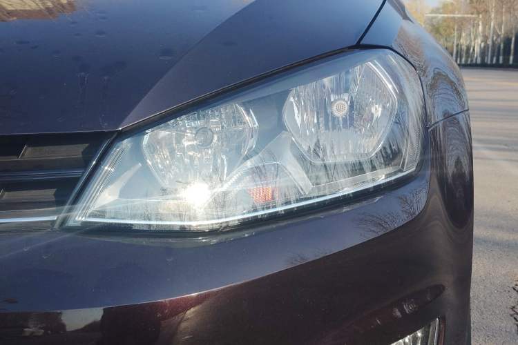 Used Volkswagen Golf 2016 230TSI Automatic Comfort Version Left Front Headlight