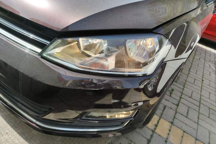 Used Volkswagen Golf 2016 1.6L Automatic Comfort Model Left Front Headlight