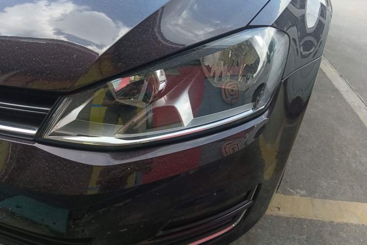 Used Volkswagen Golf 2016 230TSI Automatic Comfort Version Left Front Headlight