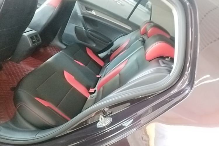 Used Volkswagen Golf 2016 1.6L Automatic Comfort Model Left Rear Seat