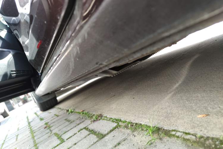 Used Volkswagen Golf 2016 1.6L Automatic Comfort Model Left Side Sill
