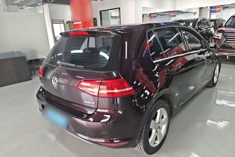 Used Volkswagen Golf 2016 1.6L Automatic Comfort Model Rear Right 45 Deg