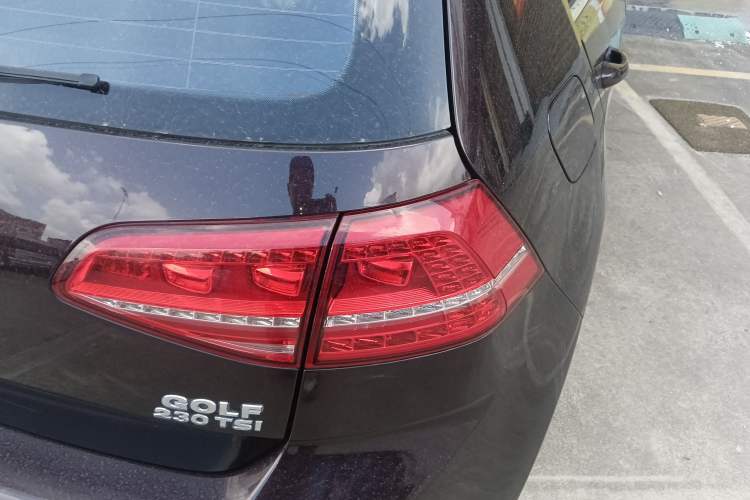 Used Volkswagen Golf 2016 230TSI Automatic Comfort Version Right Rear Taillight