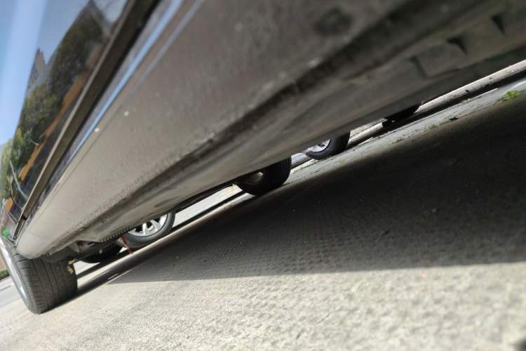 Used Volkswagen Golf 2016 1.6L Automatic Comfort Model Right Side Sill