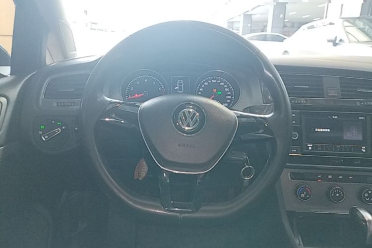 Used Volkswagen Golf 2016 1.6L Automatic Comfort Model Steering Wheel