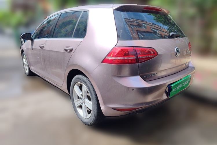 Used Volkswagen Golf 2016 230TSI Automatic Comfort Version Rear Left 45 Deg
